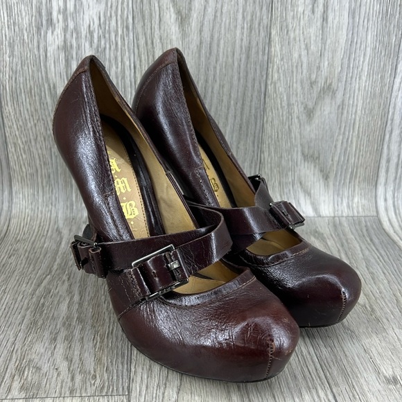 L.A.M.B Heels - Picture 1 of 12